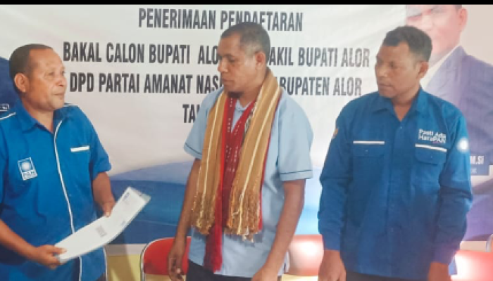 Marianus Kaat Resmi Daftar Sebagai Bacabup Di PAN Alor.